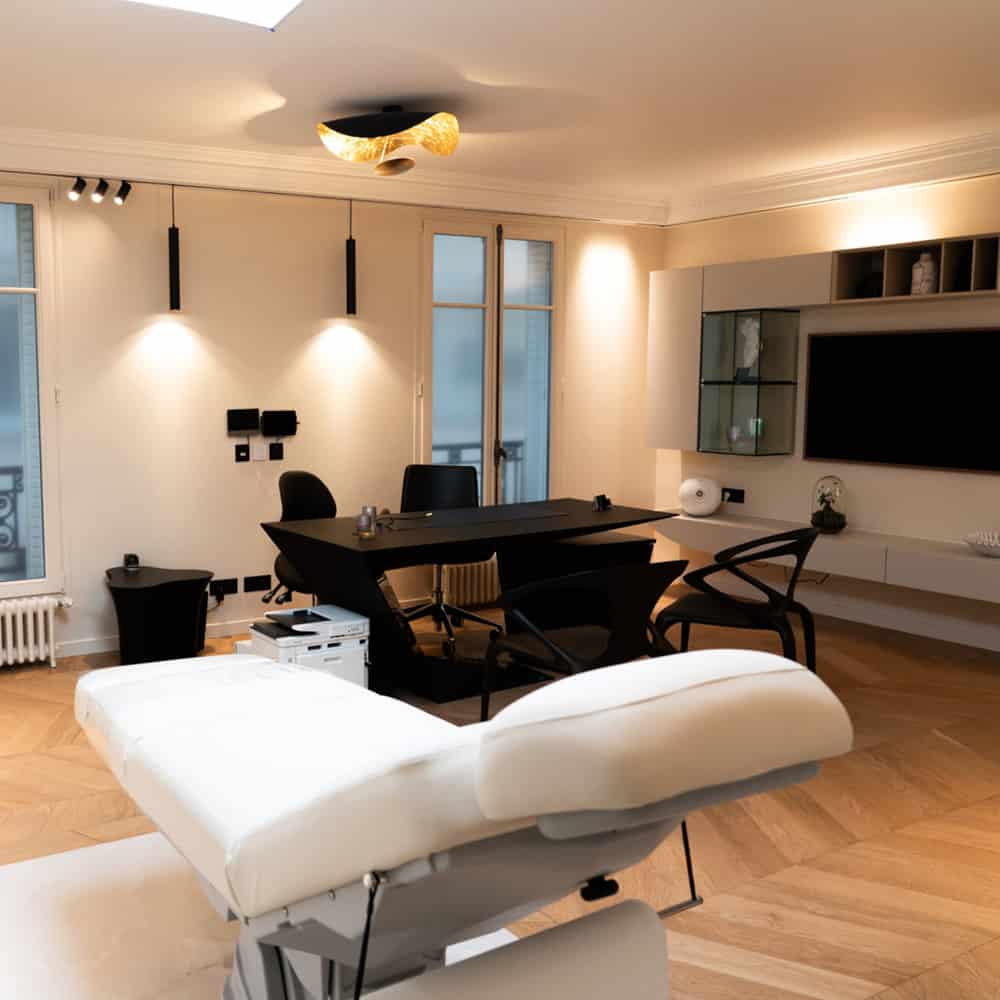 cabinet dr arnaud petit chirurgien esthetique dermatologique peau cancer cicatrices batignolles 54 paris